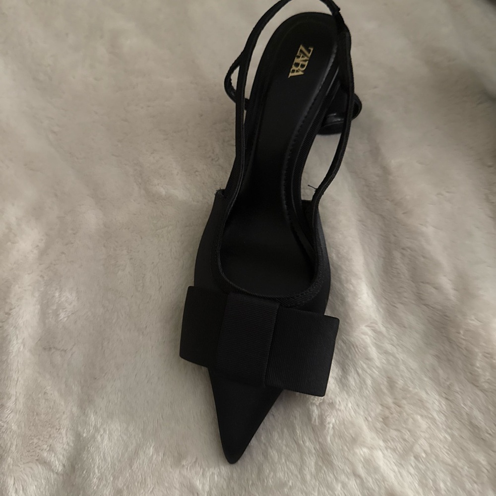 Zara Black Pointed Slingback Heels